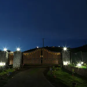 https://vrindhavan-mist-city.kerala-hotels.net