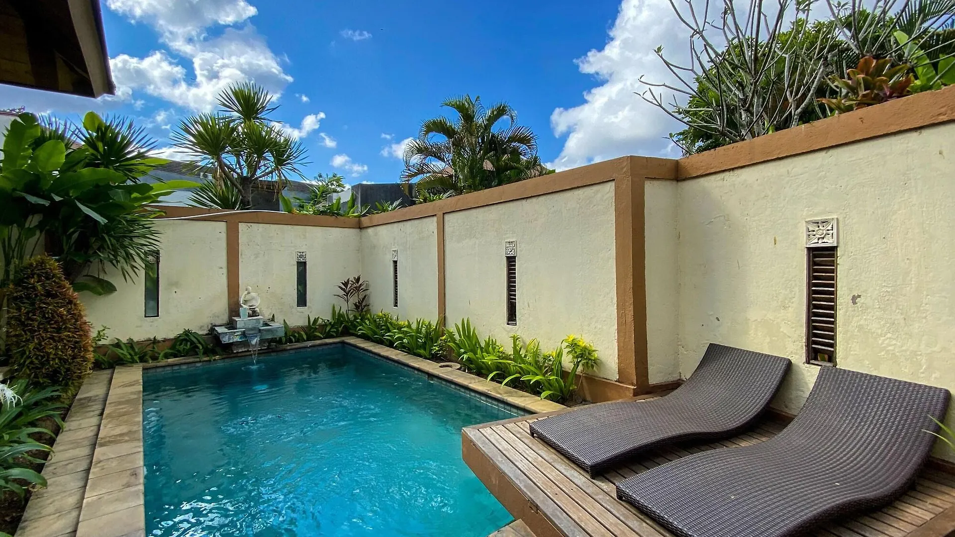 Desamuda Village Seminyak Indonesien